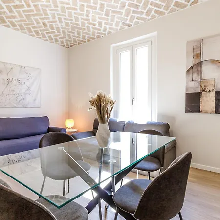 Apartment Chiara 6 Guest - Train Station - Parking Modena