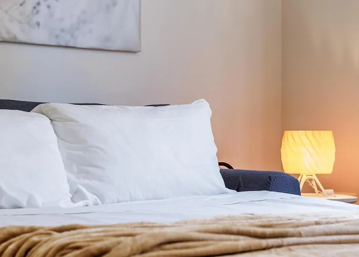 公寓 Chiara 6 Guest - Train Station - Parking