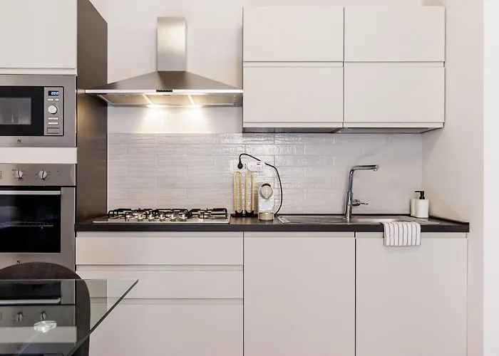 公寓 Chiara 6 Guest - Train Station - Parking *