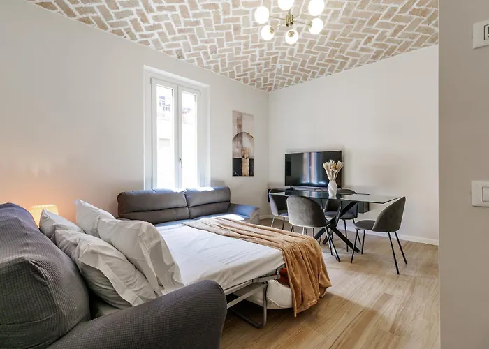 Chiara 6 Guest - Train Station - Parking * 摩德纳